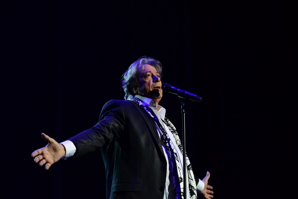 Herve Vilard Au Casino Du Liban